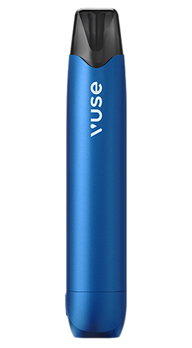 Stylo à vape Vuse bleu avec un embout noir, représenté à la verticale sur un fond blanc uni. Le nom de la marque Vuse est imprimé verticalement sur le devant de l'appareil.
