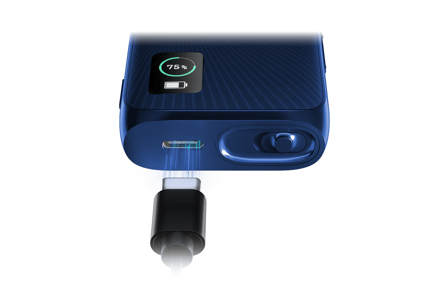 Vuse | Gros plan sur un appareil électronique bleu foncé en cours de recharge via un câble USB-C. L'écran affiche une icône de batterie et indique un niveau de charge de 75 %. L'appareil présente une surface lisse et texturée, ainsi qu'un bouton d'alimentation bien visible. | Cigarettes Electroniques et Recharges