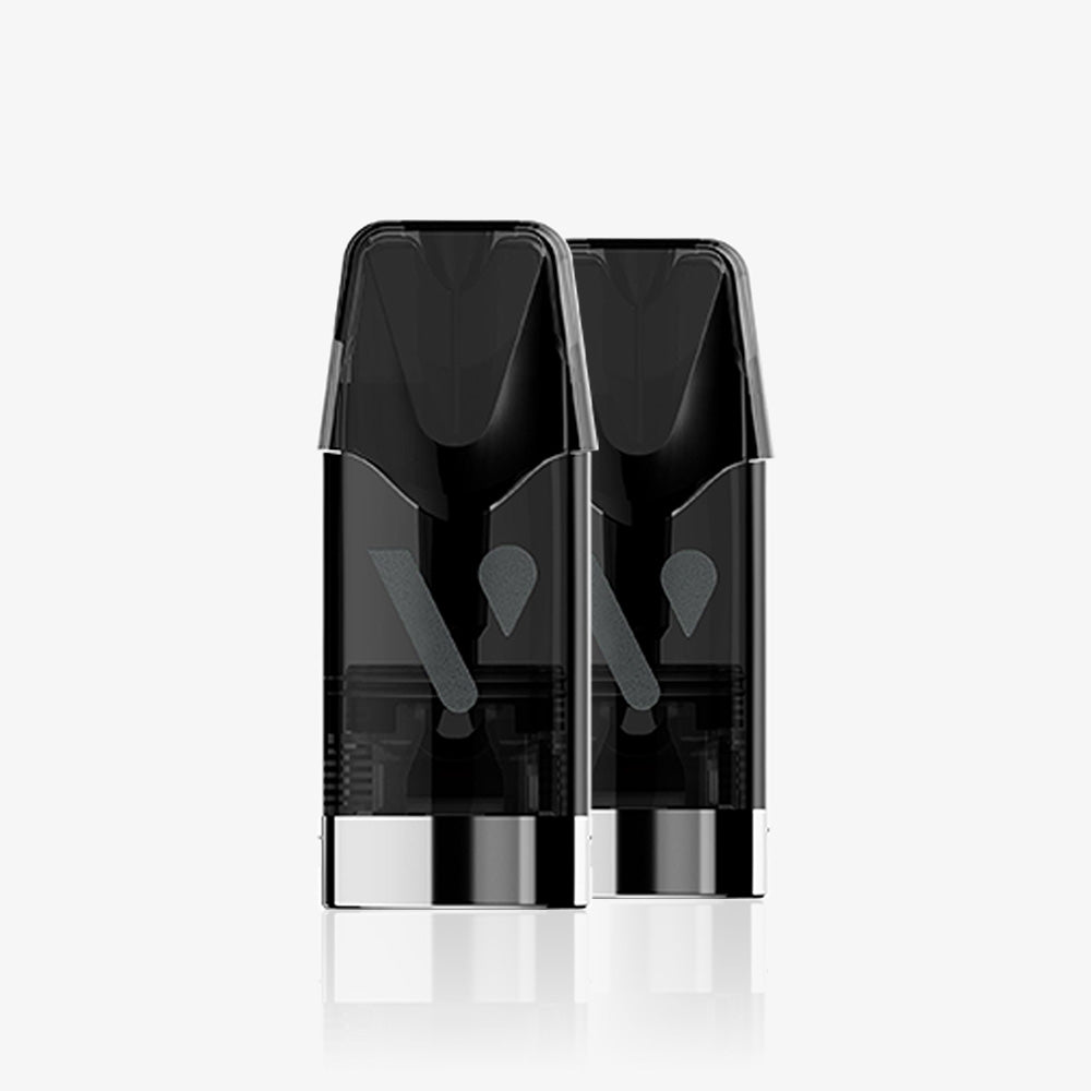 Vuse | Deux pods de vapotage VUSE Recharge Gamme Intense Saveur Fraise Ice, noirs et transparents, dotés d'une base métallique, sont disposés côte à côte sur un fond blanc uni. | Cigarettes Electroniques et Recharges