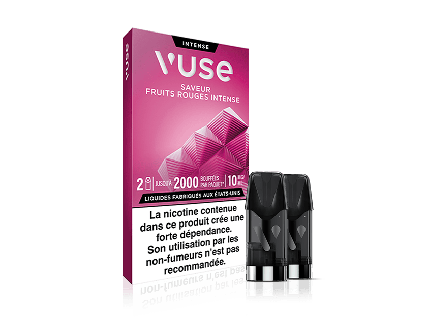 Vuse | Une boîte de capsules pour cigarette électronique Vuse Intense, à la saveur « Fruits Rouges Intense », est présentée à côté de deux capsules noires. L'emballage comporte un avertissement concernant la nicotine en français. | Cigarettes Electroniques et Recharges