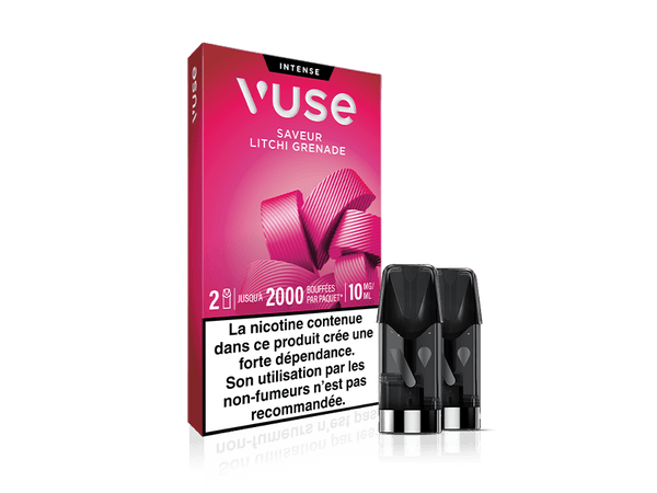 Vuse | On voit ici un paquet de pods Vuse Intense Litchi Grenade de couleur rose, avec deux pods noirs à l'avant. L'emballage comporte des illustrations représentant des litchis ainsi qu'un avertissement concernant la nicotine en français, en bas de l'emballage. | Cigarettes Electroniques et Recharges