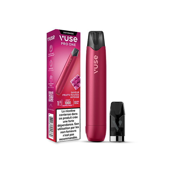 Une Vuse Pro ONE Bar Fruits Rouges Intense de VUSE, de couleur rouge, se tient debout à côté de sa boîte et de son embout noir. L'emballage présente les détails du produit, un avertissement sur la nicotine en français et met en avant la saveur Fruits Rouges Intense.